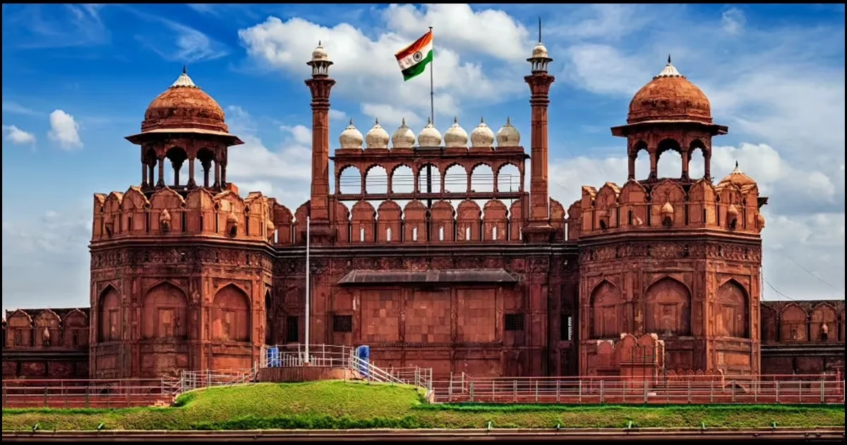 दिल्ली: लाल किला परिसर से करोड़ों का कीमती कलश चोरी