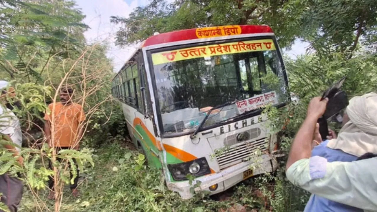 बिजनौर में सनकी युवक ने दौड़ाई रोडवेज बस, कई घायल