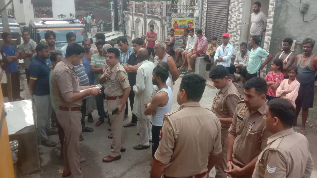 नोएडा में संपत्ति विवाद में बेटे ने की पिता की हत्या