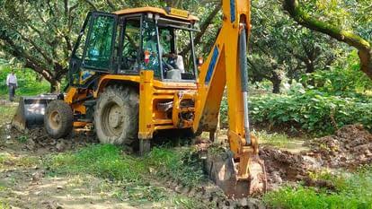 संभल में गरजा बुलडोजर, सपा विधायक के कब्जे से मुक्त कराई सरकारी जमीन