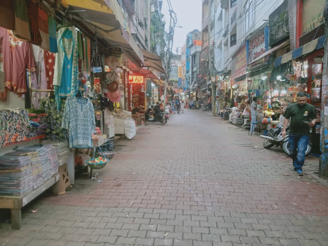 मां वैष्णो देवी यात्रा मार्ग 15 दिन से बंद, श्रद्धालु और व्यापारी परेशान