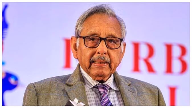 एकजुट इंडिया गठबंधन ही थाम सकता है लोकतंत्र का गिरता स्तर: मणिशंकर अय्यर