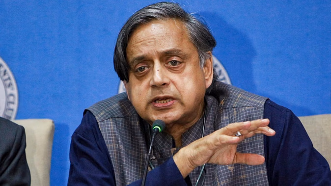अमेरिकी टैरिफ से भारत प्रभावित, शशि थरूर ने नौकरी संकट और व्यापार बाधाओं पर जताई चिंता