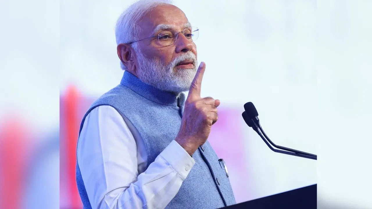 कांग्रेस आईटी सेल पर शिकंजा, पीएम मोदी की मां के एआई वीडियो मामले में केस दर्ज