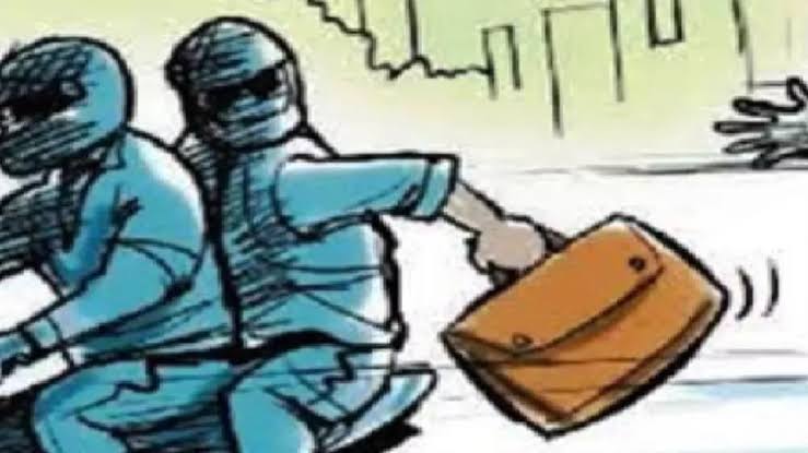 बुढ़ाना में तीन बदमाशों ने सराफा व्यापारी और पोते से की लूटपाट