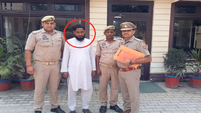 बरेली में मौलाना पर युवती से दुष्कर्म का आरोप, गिरफ्तार