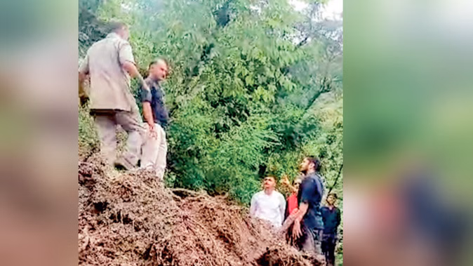 हिमाचल: भारी बारिश में मलबा गिरने से तीन परिवारों की मौत, कई घर धराशायी