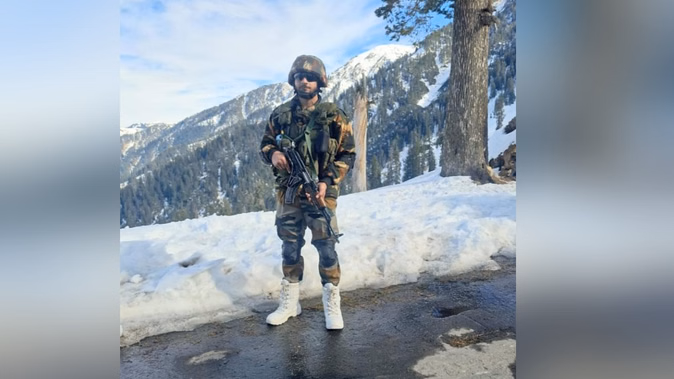 उधमपुर मुठभेड़: हिमाचल के हवलदार बलदेव चंद शहीद, परिवार में मातम
