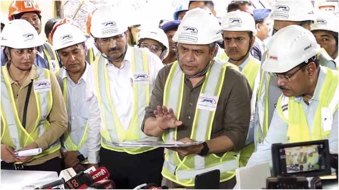 मुंबई से अहमदाबाद सिर्फ 2 घंटे 7 मिनट में, बुलेट ट्रेन प्रोजेक्ट में सुरंग का निर्माण पूरा
