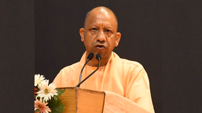 सीएम योगी का निर्देश: दिवाली से पहले जिलों में आयोजित हों स्वदेशी मेले