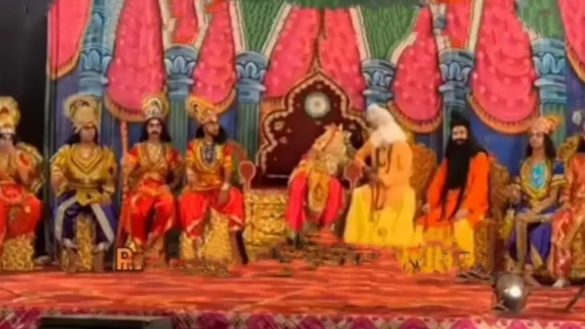 40 सालों से रामलीला में योगदान, चंबा में दशरथ बने कलाकार की हार्ट अटैक से मौत