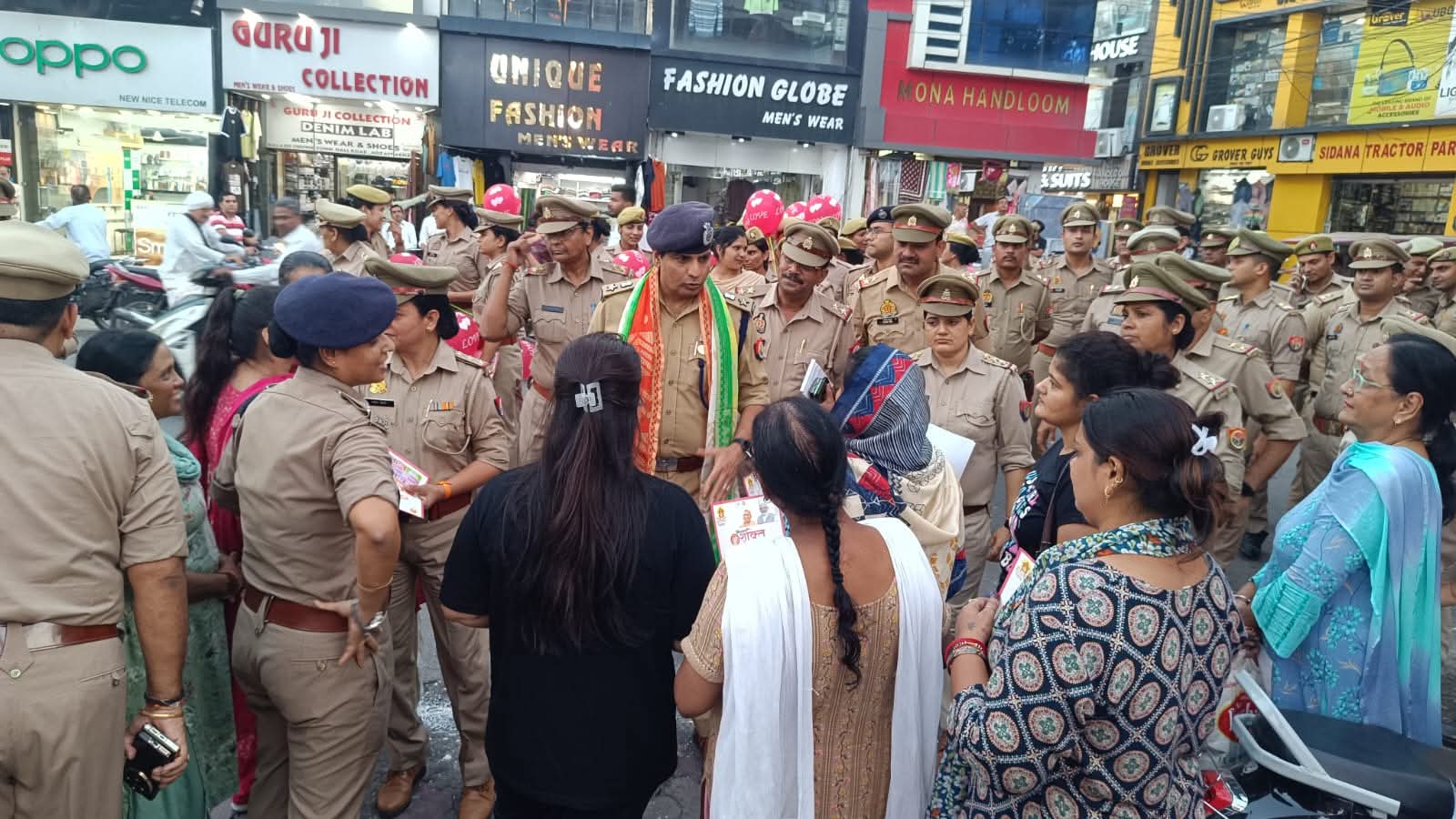 मुजफ्फरनगर: महिलाओं को जागरुक करने के लिए निकाली रैली