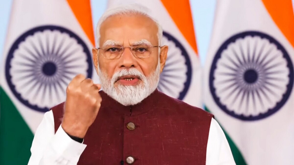 ‘मन की बात’ में बोले पीएम मोदी: खादी अपनाएं, स्वदेशी पर करें गर्व