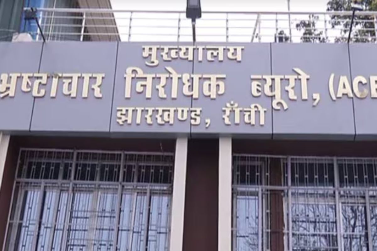 एसीबी की बड़ी कार्रवाई: विनय सिंह के छह ठिकानों पर छापेमारी