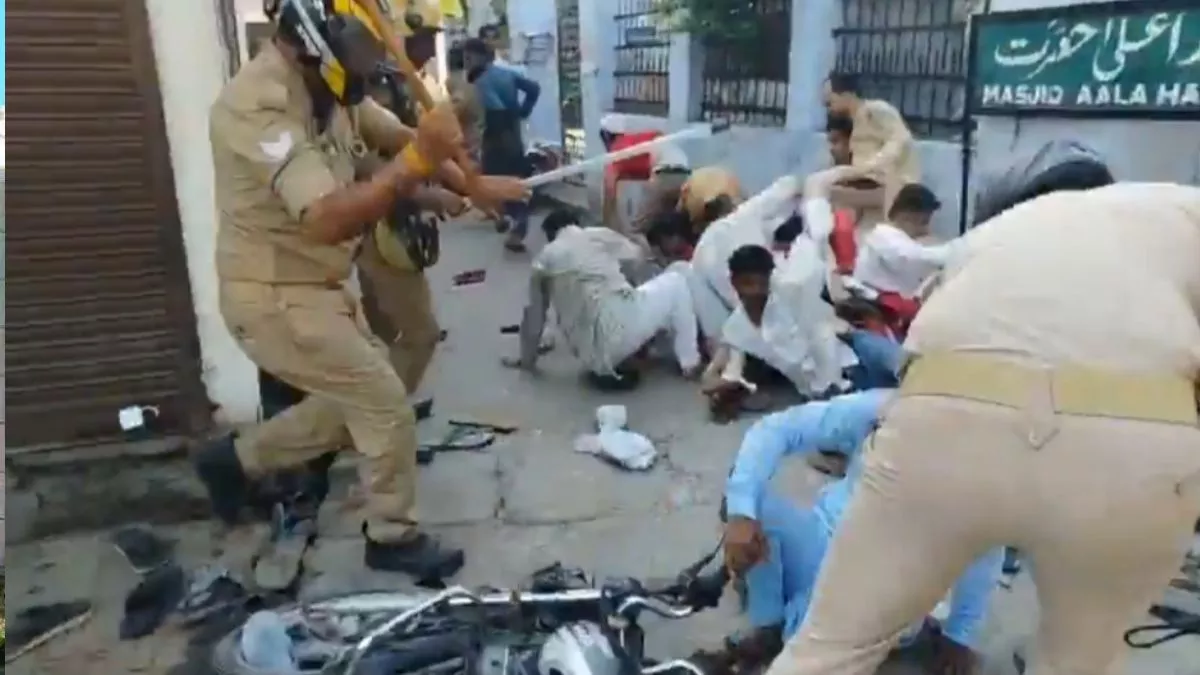 बरेली में उपद्रवियों पर सख्ती: 11 को जिला बदर, हथियार लाइसेंस रद्द