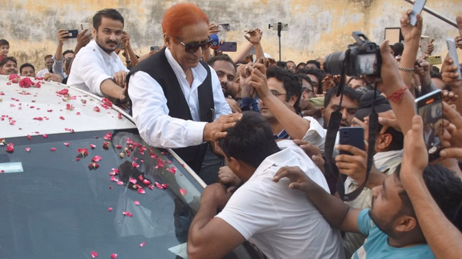 आजम खां ने आरोपों का किया खंडन: 'मेरे दामन पर दाग नहीं, दिल से ही राजनीति करता हूं'