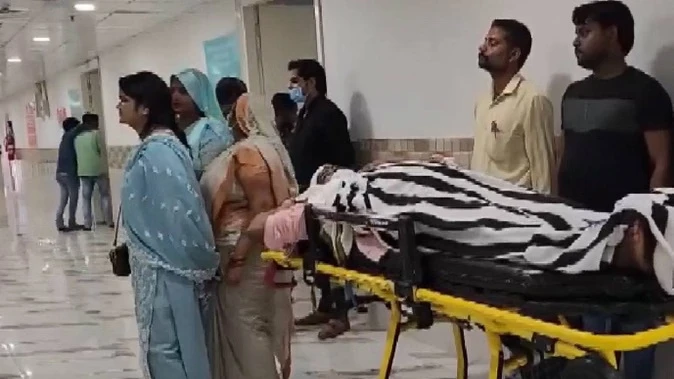 गायत्री प्रजापति को केजीएमयू के ऑर्थोपेडिक वार्ड में किया गया शिफ्ट