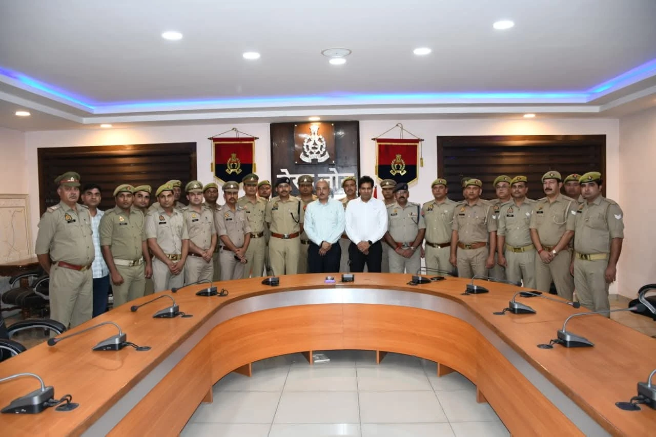 मुजफ्फरनगर: मेहताब एनकाउंटर में कामयाबी पर पुलिस टीम को एडीजी ने किया सम्मानित