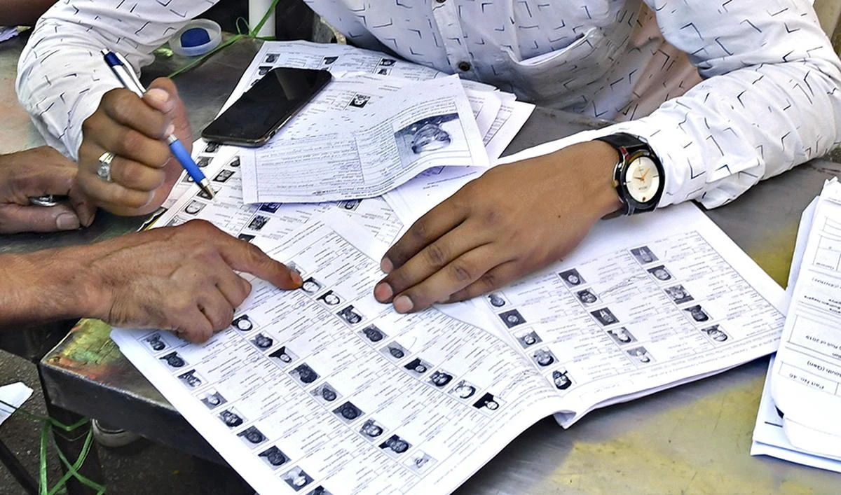 बिहार में फाइनल वोटर लिस्ट पर विवाद, एक भी अपील नहीं मिली