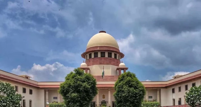 जम्मू-कश्मीर को राज्य बनाने की याचिका पर सुप्रीम कोर्ट ने केंद्र को दिए सख्त निर्देश