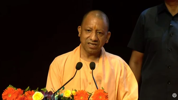 सीएम योगी का सख्त संदेश: त्योहारों में उपद्रव किया तो जेल तय, अब नहीं झुकेगी सरकार