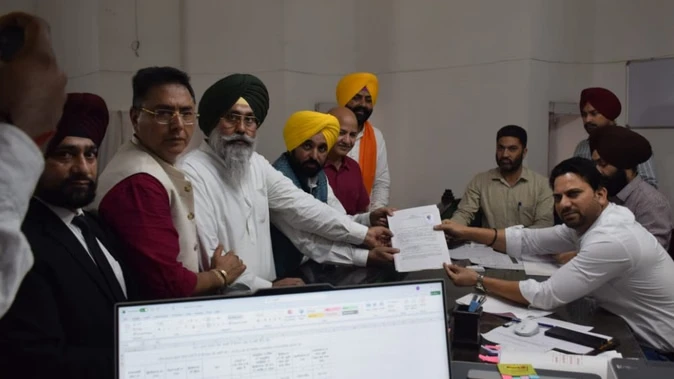 तरनतारन उपचुनाव: चार उम्मीदवारों ने किया नामांकन, आप का रोड शो रहा आकर्षण का केंद्र