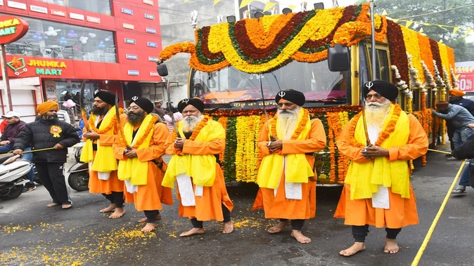 गुरु तेग बहादुर का 350वां शहीदी दिवस: नगर कीर्तन के मार्ग पर मांस-शराब दुकानें रहेंगी बंद