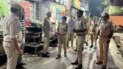 अमरोहा में दो जगहों पर मारपीट के बाद फायरिंग, भाजपा नेत्री समेत 13 पर मुकदमा