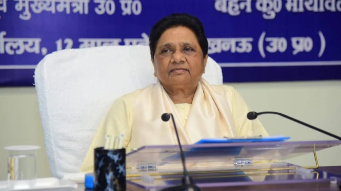 बसपा में बड़ा फेरबदल: सरवर मलिक बने लखनऊ मंडल के प्रभारी, मुनकाद अली को अतिरिक्त जिम्मेदारी