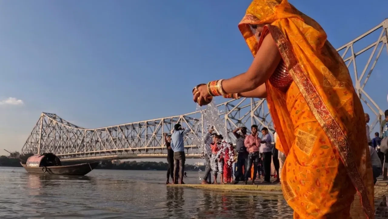 छठ पूजा 2025: अर्घ्य के समय इन मंत्रों का करें जाप, सूर्य देव होंगे प्रसन्न