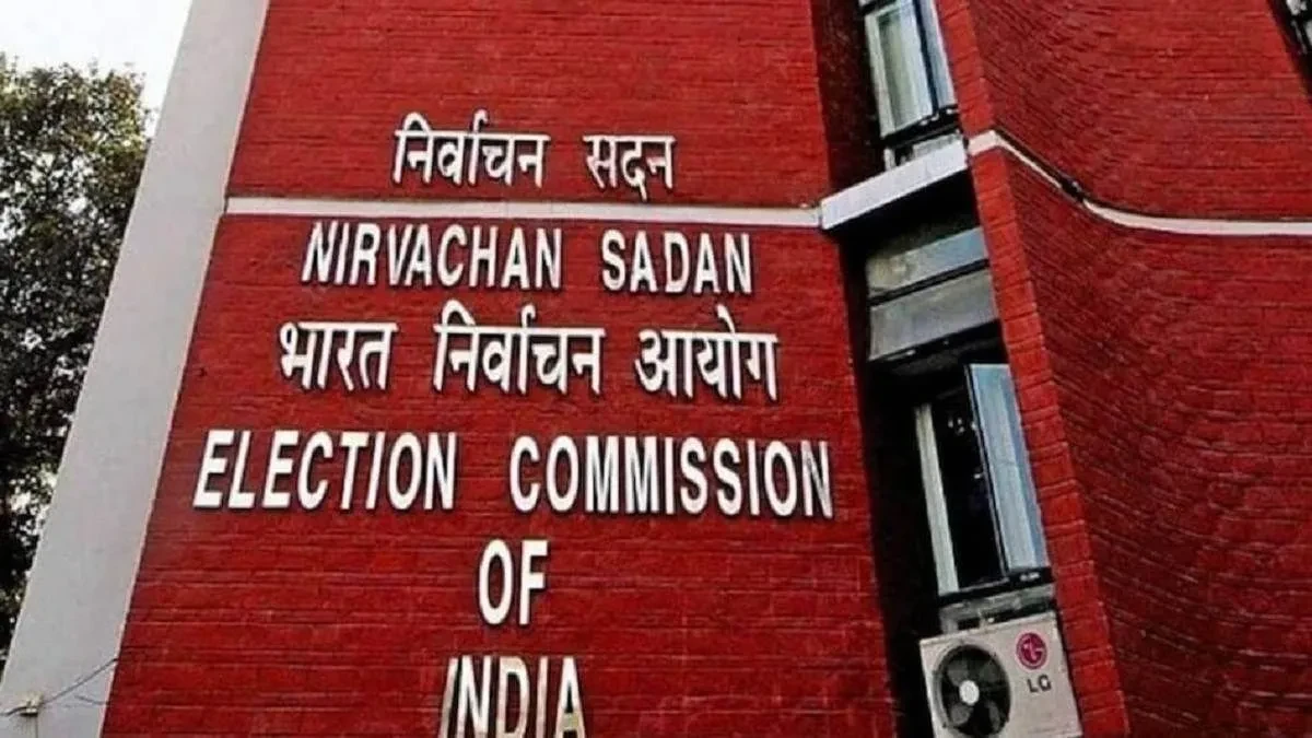 चुनाव आयोग की सख्ती का असर, सभी 143 अनिच्छुक बीएलओ ने संभाली ड्यूटी