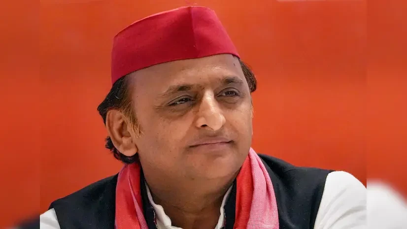 मतदाता सूची में जोड़ा जाए जाति कॉलम, भाजपा समाज में नफरत फैला रही है: अखिलेश यादव