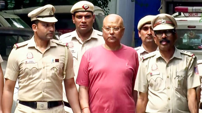 छात्राओं से छेड़छाड़ मामले में चैतन्यानंद सरस्वती की न्यायिक हिरासत 14 दिन बढ़ी