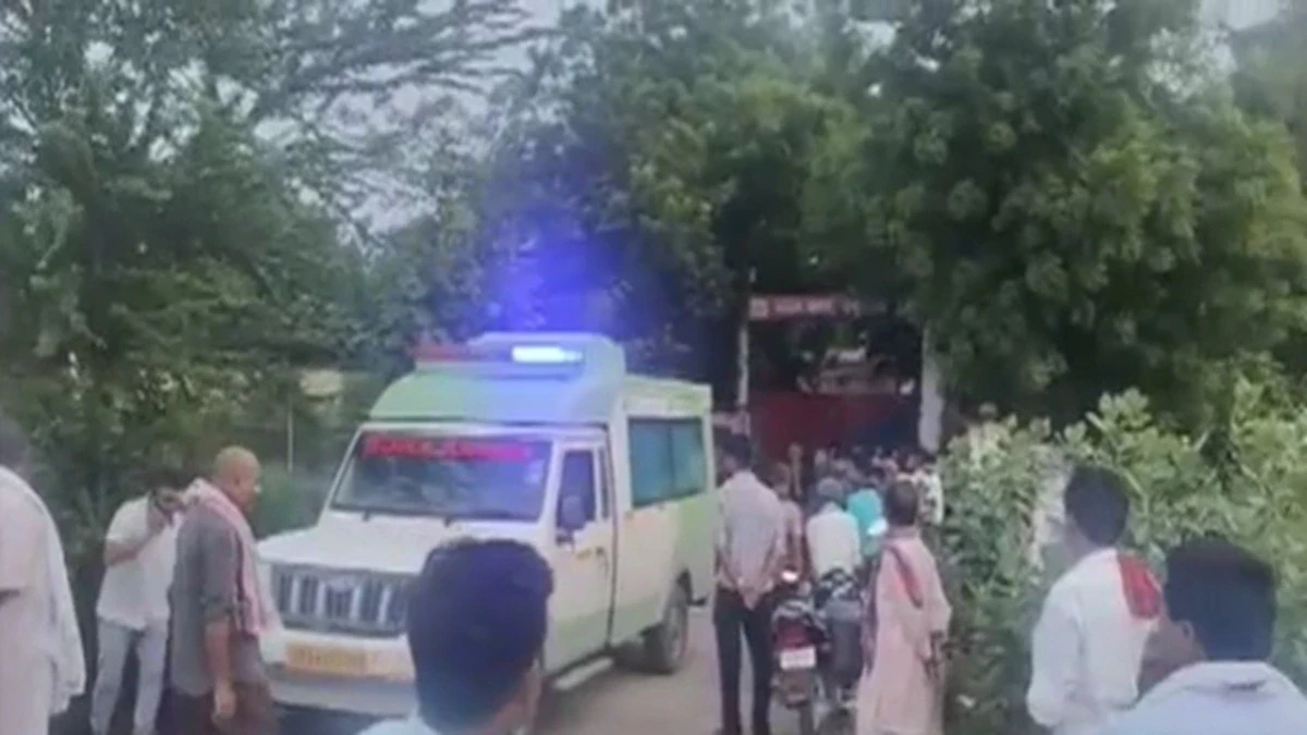 शराब पीने पर टोकने से भड़का बेटा, पिता को गोली मारने के बाद खुद को भी किया शूट