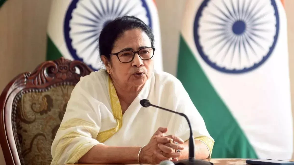 एसआईआर के विरोध में भतीजे अभिषेक संग सड़क पर उतरेंगी ममता बनर्जी