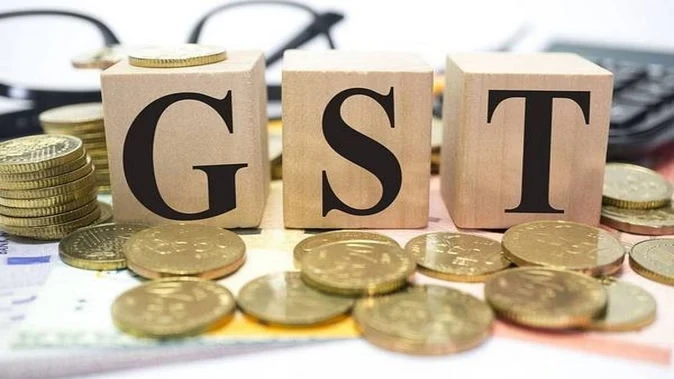 यूपी में 400 करोड़ की जीएसटी चोरी का खुलासा, सौरभ मिश्रा के ईमेल से मिलीं 22 नई फर्जी फर्में