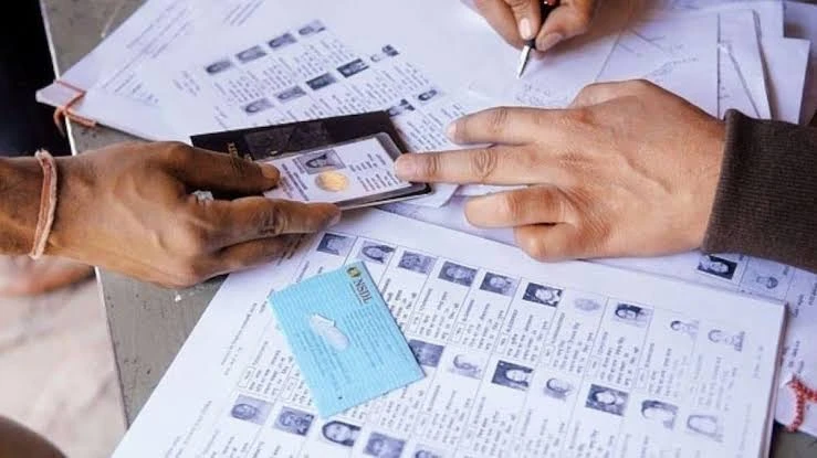 यूपी में मतदाता सूची पुनरीक्षण अभियान शुरू, 4 दिसंबर तक चलेगा घर-घर सर्वे