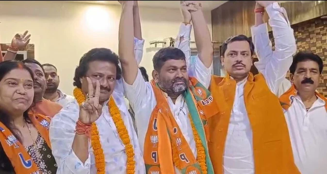 पहले चरण से ठीक पहले जन सुराज को झटका, मुंगेर प्रत्याशी भाजपा में शामिल