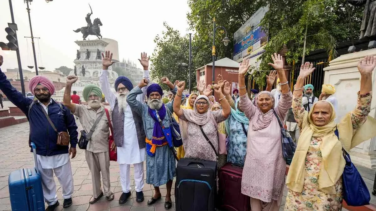 गुरु नानक जयंती: पाकिस्तान ने 14 हिंदू श्रद्धालुओं को प्रवेश से किया इंकार