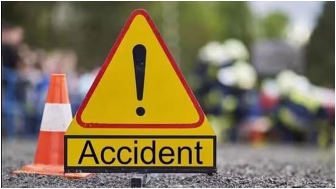 देहरादून में ट्रैक्टर ट्राली की चपेट में आने से युवक की मौत, स्थानीय लोग भड़के
