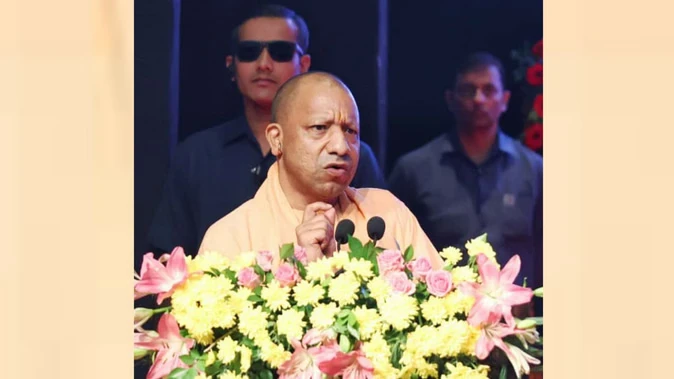 वंदे मातरम राष्ट्रप्रेम का प्रतीक, इसने देश को एक सूत्र में बांधा: सीएम योगी