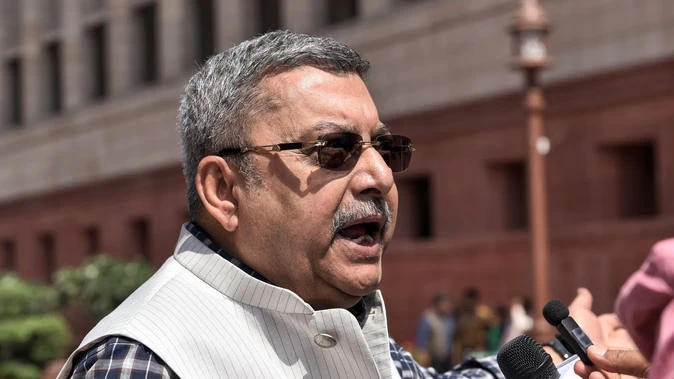 टीएमसी सांसद कल्याण बनर्जी के निष्क्रिय खाते से 56 लाख की साइबर ठगी
