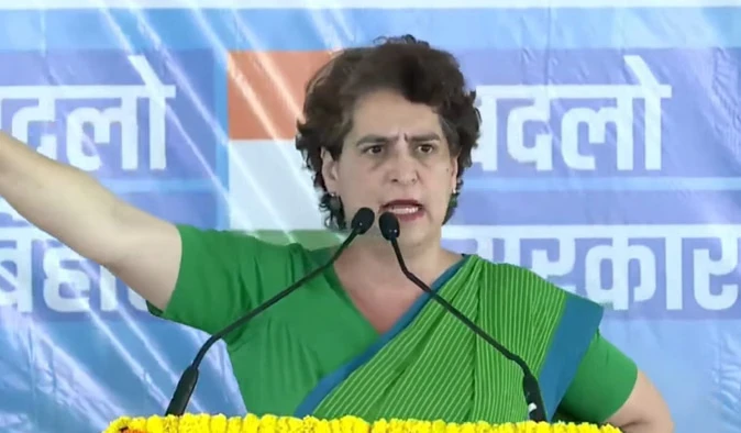 प्रियंका गांधी का कटिहार में मोदी पर हमला, कहा- पद की गरिमा बनाए रखें
