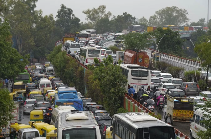 पुरानी ट्रैफिक समस्याओं से निपटने दिल्ली में शुरू होगा व्यापक सर्वे