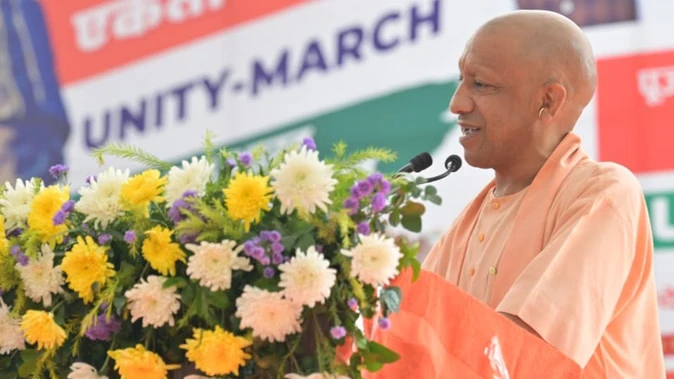 'पैदा होने से पहले जिन्ना को दफन कर देना होगा'- गोरखपुर में बोले सीएम योगी
