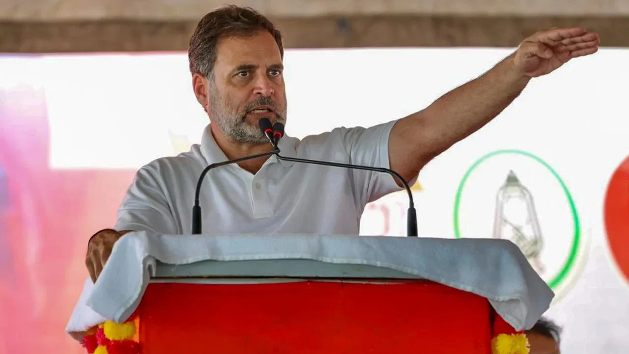 राहुल गांधी का आरोप: बीजेपी और चुनाव आयोग कर रहे हैं वोट चोरी, लोकतंत्र खतरे में