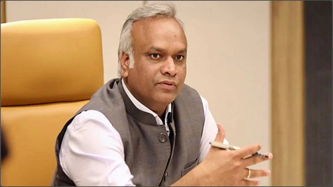 कर्नाटक हाईकोर्ट ने चित्तापुर में आरएसएस मार्च की दी अनुमति, प्रियांक खरगे ने बोला हमला