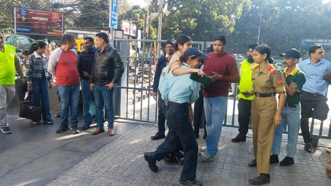 भूकंप से बचाव के लिए मॉक ड्रिल, डिजिटल तकनीक से रेस्क्यू का अभ्यास