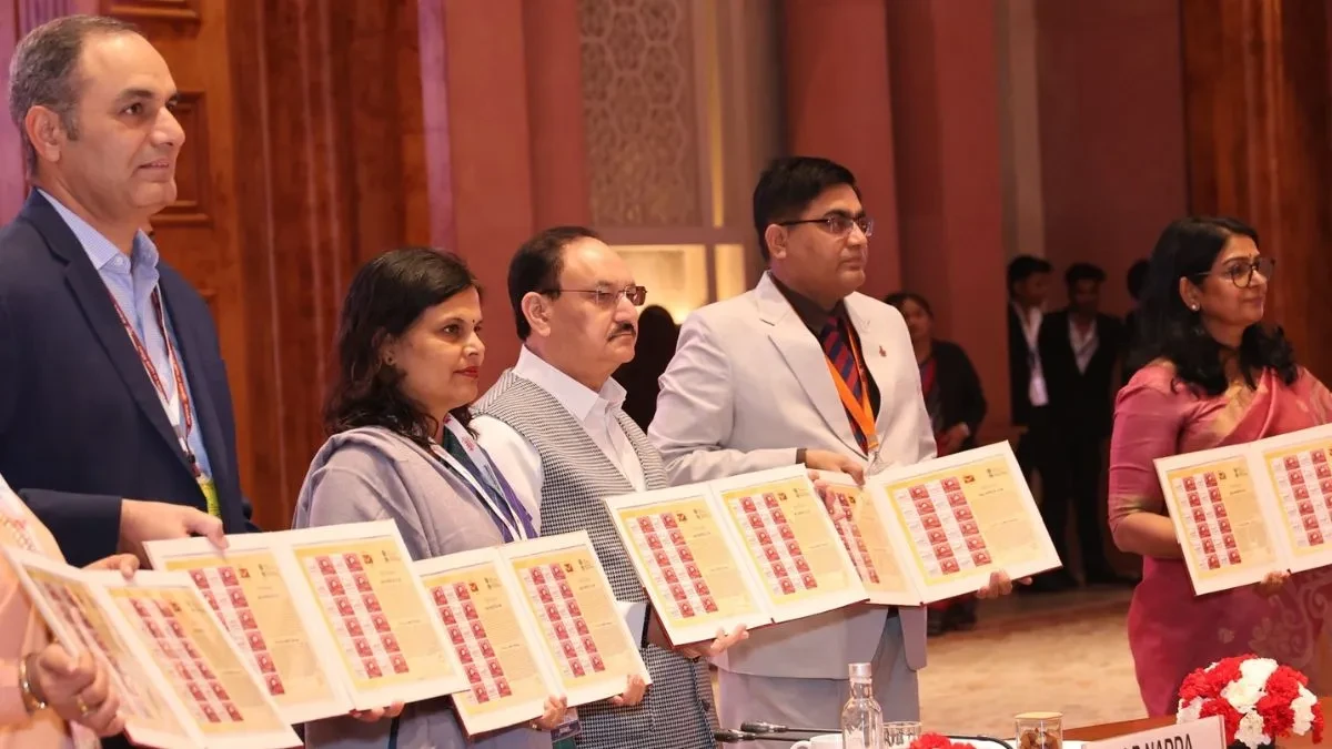 जेपी नड्डा ने 10 नई अमृत फार्मेसियों का किया शुभारंभ