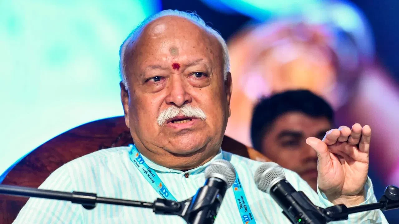भारत पर गर्व करना ही हिंदू होने की पहचान: मोहन भागवत